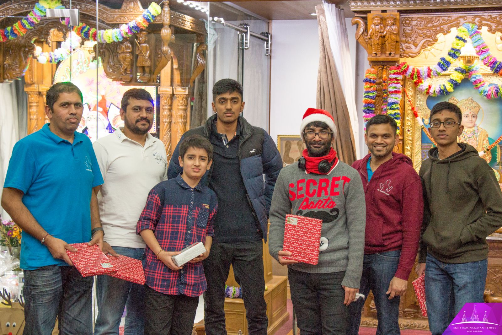 ©1987-2017 SKS Swaminarayan Temple East London